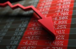 新NISA初心者向け！株価暴落に備える5つの対策とはのイメージ