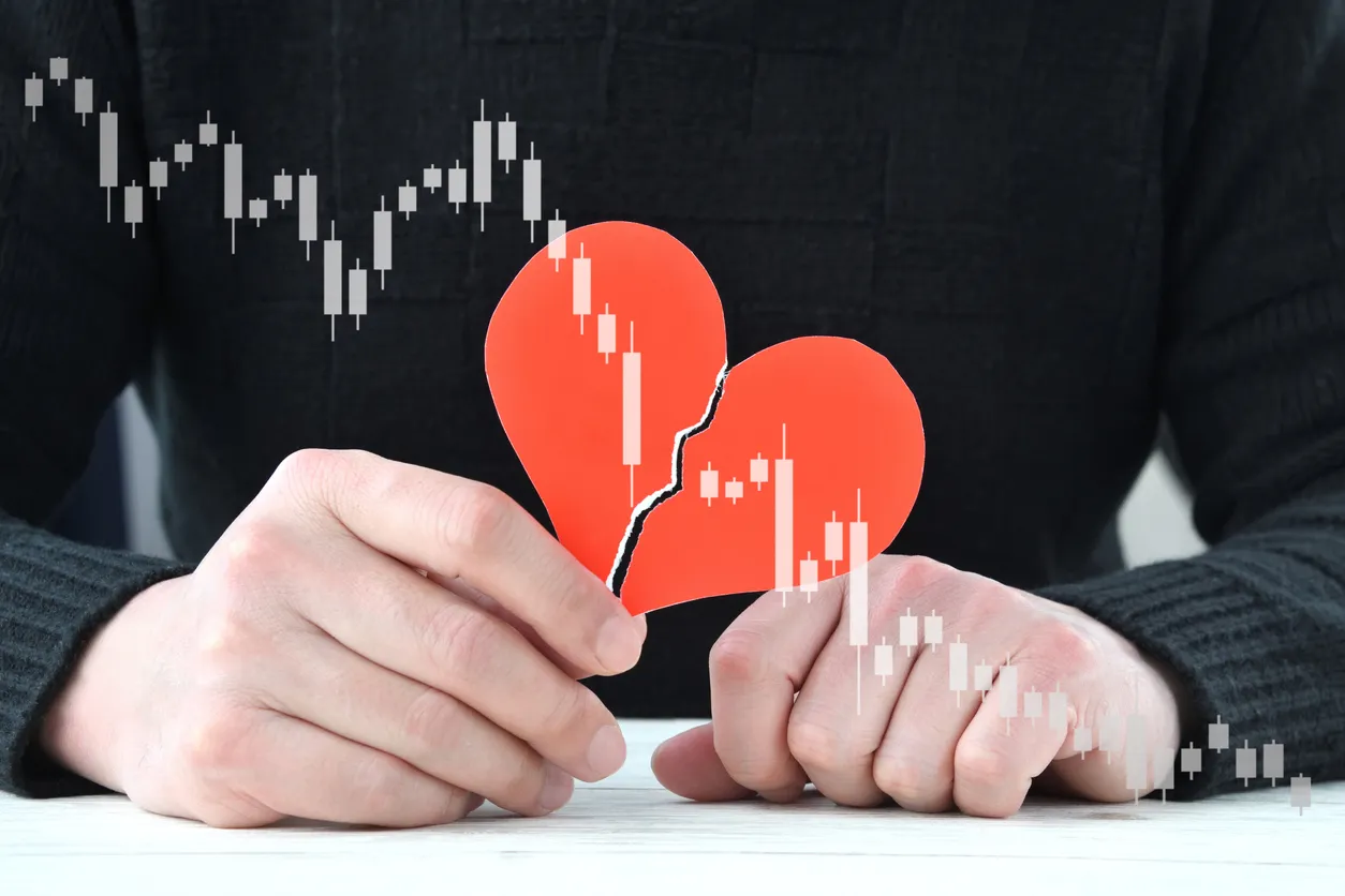 株価暴落時にやってはいけない行動のイメージ