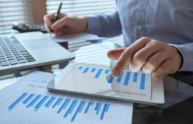 個別株と投資信託で100万円運用した場合のシミュレーションのイメージ